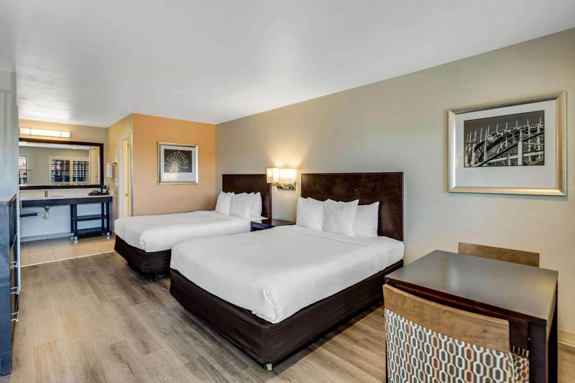 Comfort Inn Boardwalk Santa Cruz Exterior photo