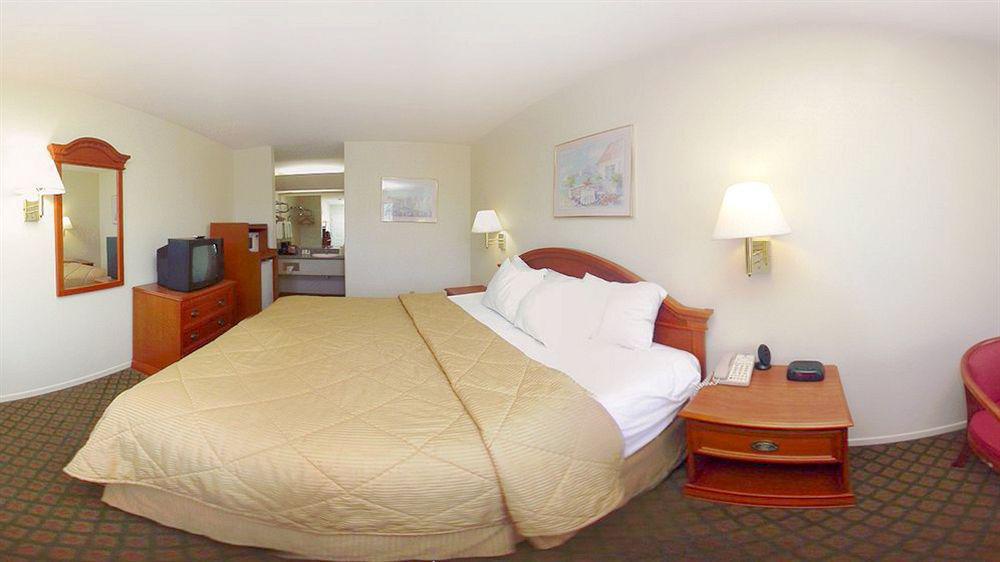 Comfort Inn Boardwalk Santa Cruz Exterior photo